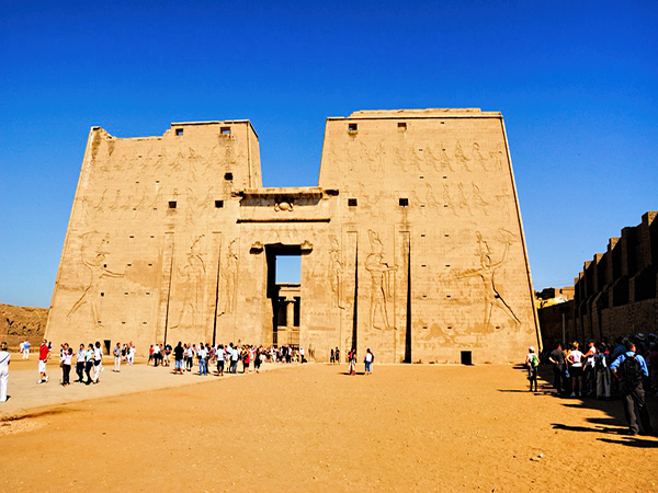 Egypt Cairo, Oasis - Luxor & Aswan Nile Cruise